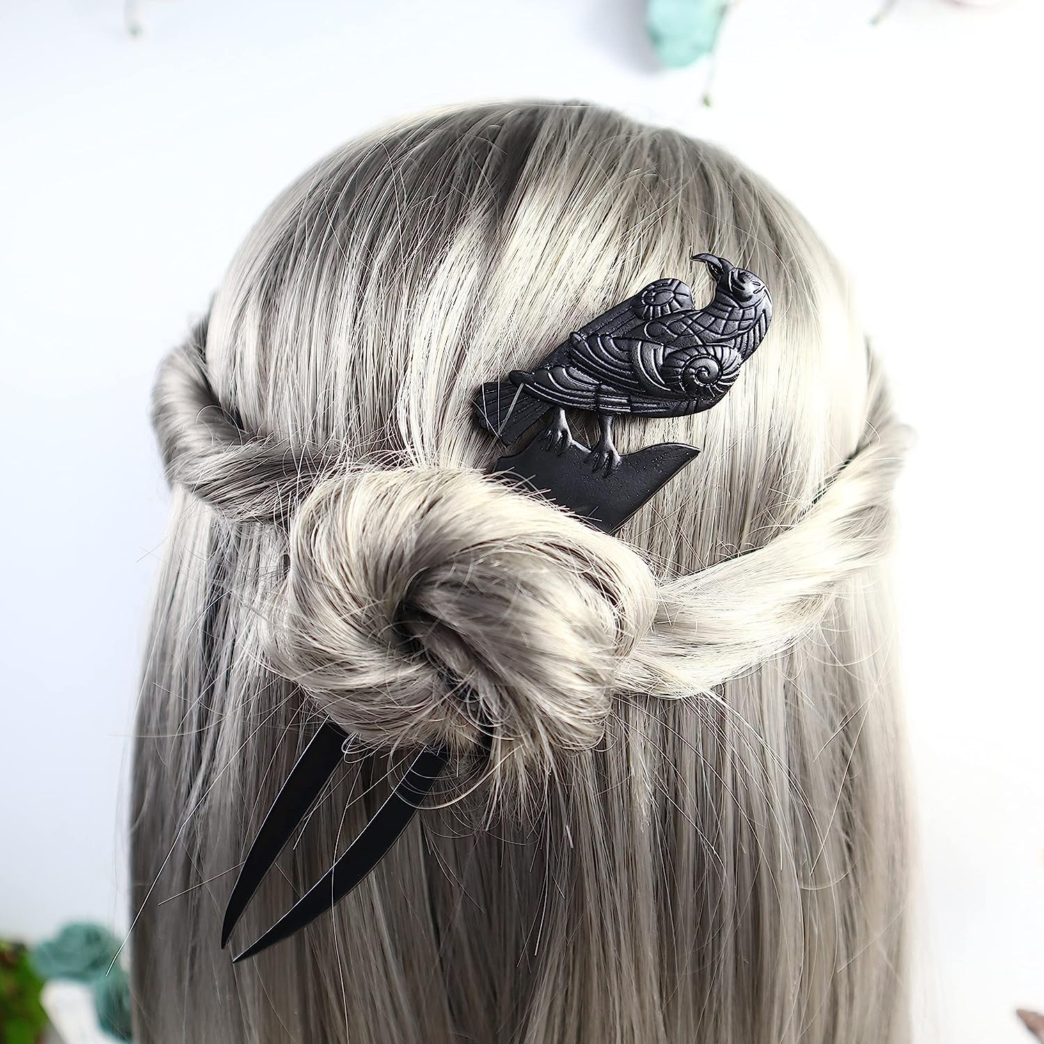 MYAROMA FINDINGS inserted in a bun illustrates reliable hold for updo styles
