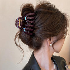 Myhiju clip packaging and label presenting single-piece retail-ready accessory