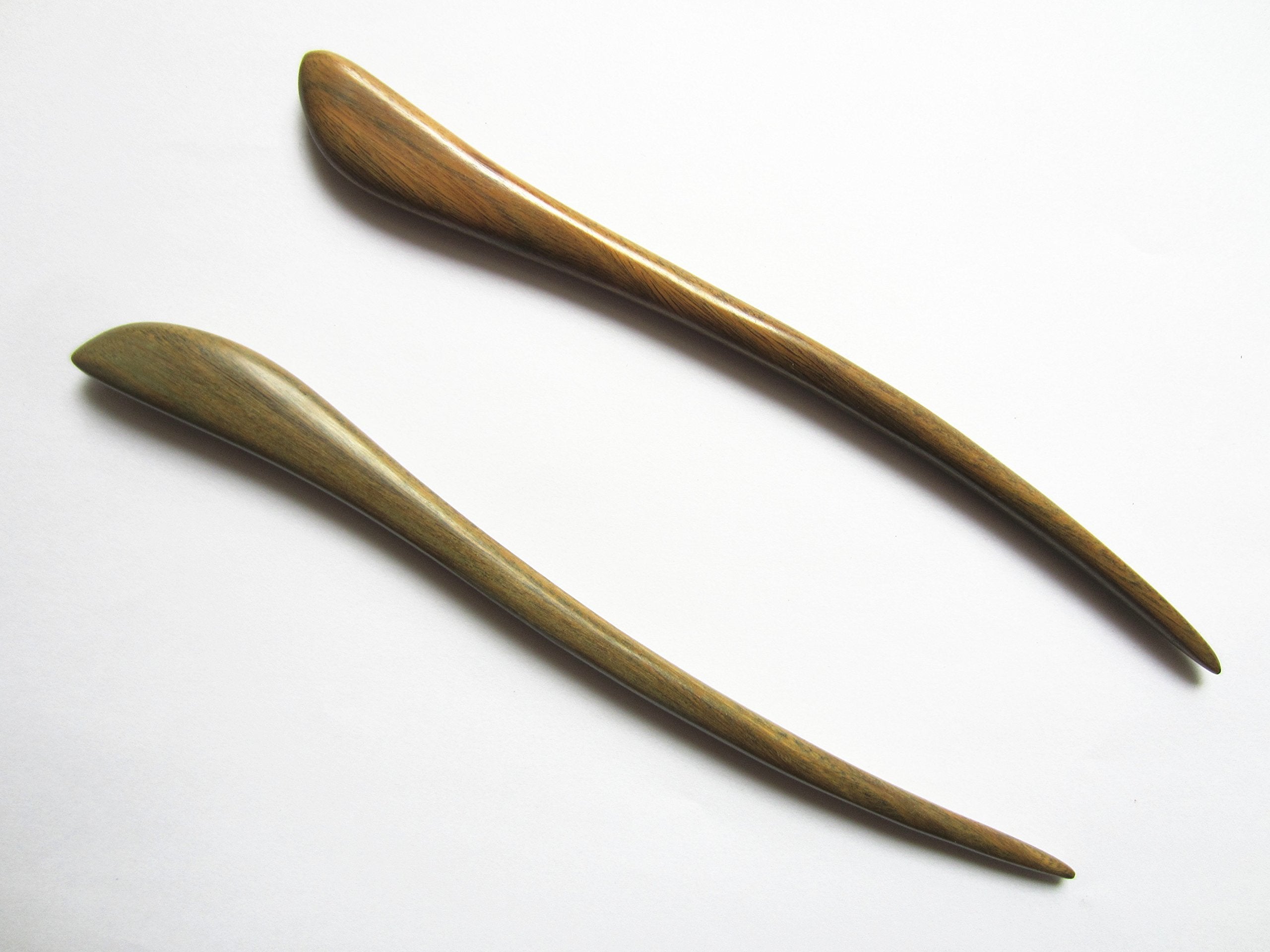 Myhsmooth close-up of sandalwood grain showing smooth finish and natural sheen