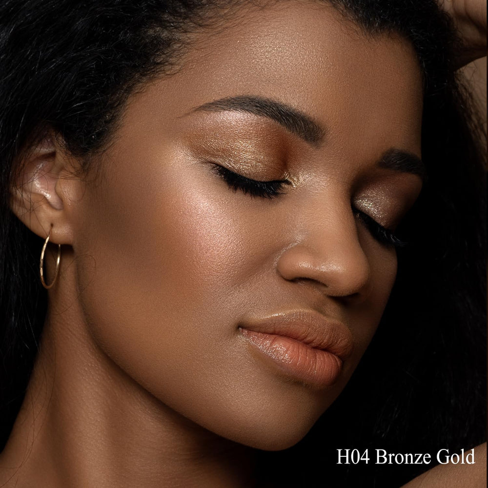 MYMERRY highlighter cream texture close-up demonstrating smooth, blendable finish