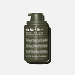 Nécessaire pump detail highlighting precise dispensing and minimized waste benefit