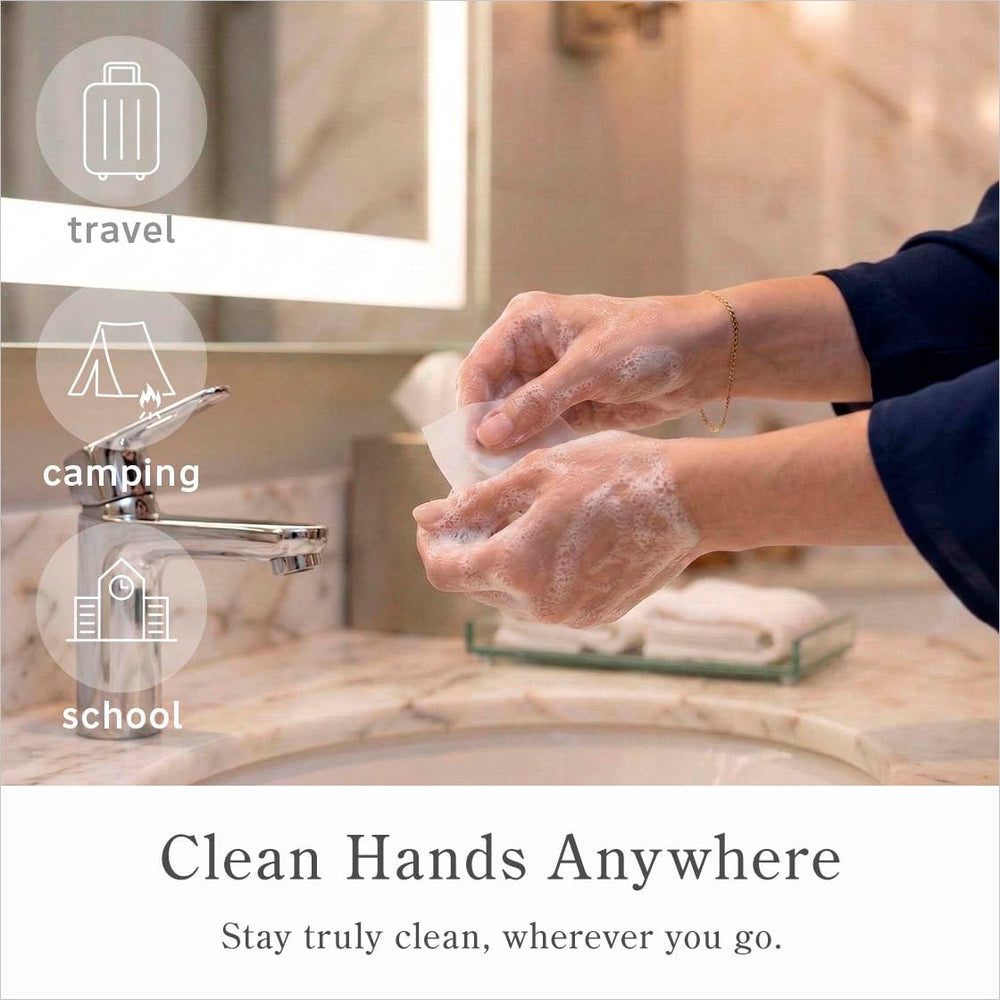 なごみ工房 handwashing at campsite sink showing practical outdoor hygiene solution