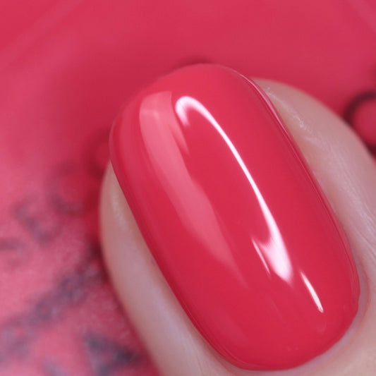 Nails Inc close up of patented wide non‑drip brush for smoother application