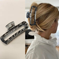 Nalodu glossy red leopard clip open to show strong clamp and style