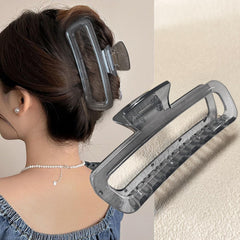 Nalodu clip next to ruler showing 5.1 inch size for full coverage