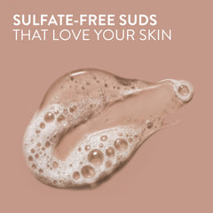 Native close-up of gel texture highlighting moisturizing, non-drying feel