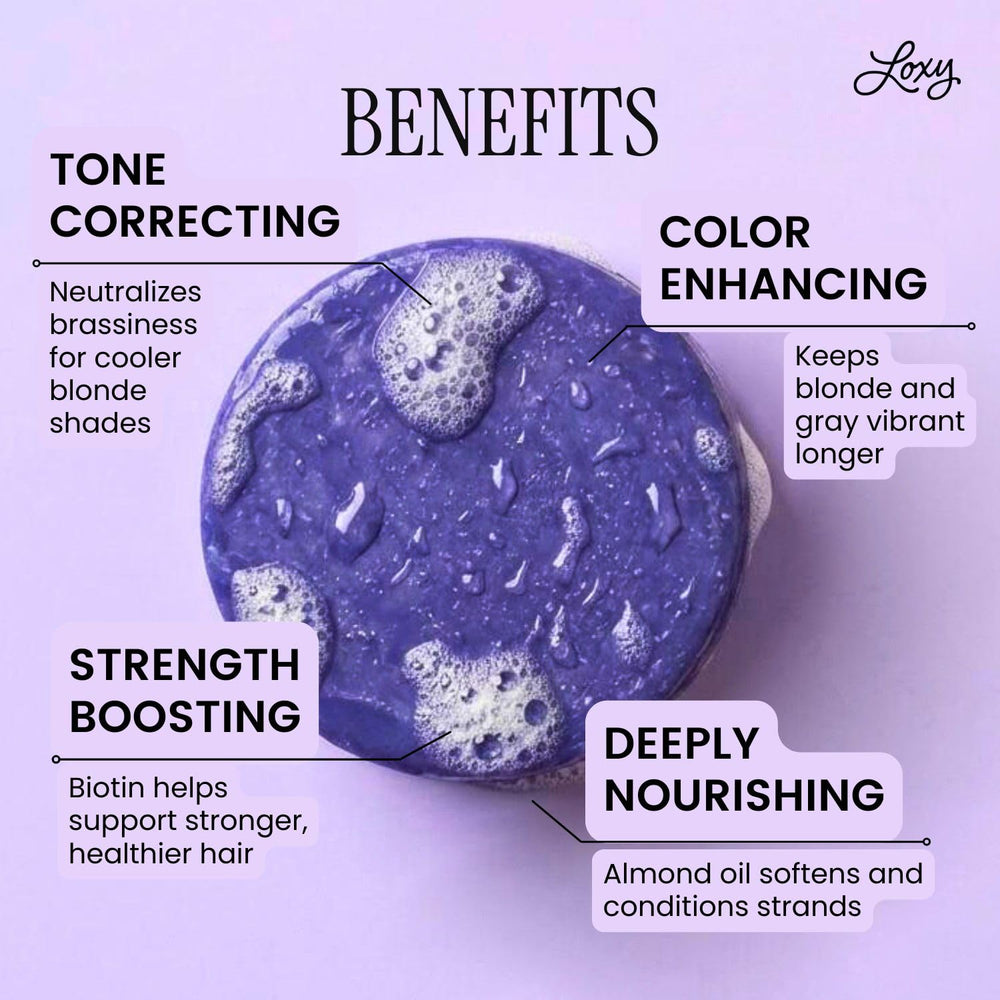 NATURÉL Loxy bar lather in hand demonstrating easy application and lightweight foam