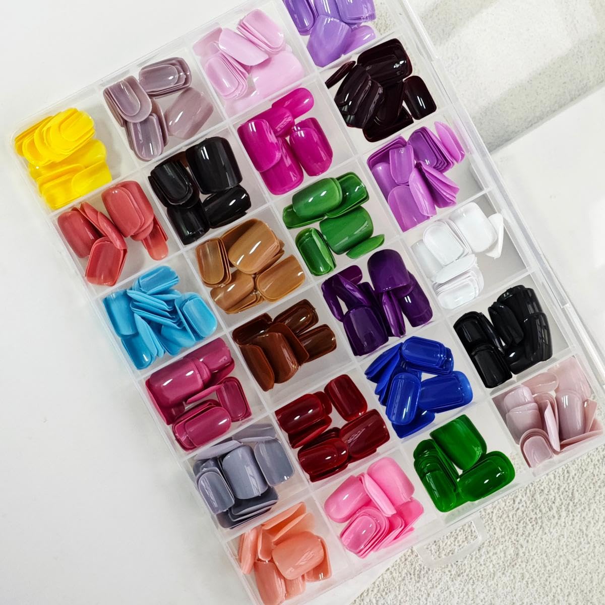 NBNTGH adhesive tabs, glue stickers and crystal stick arranged for easy application