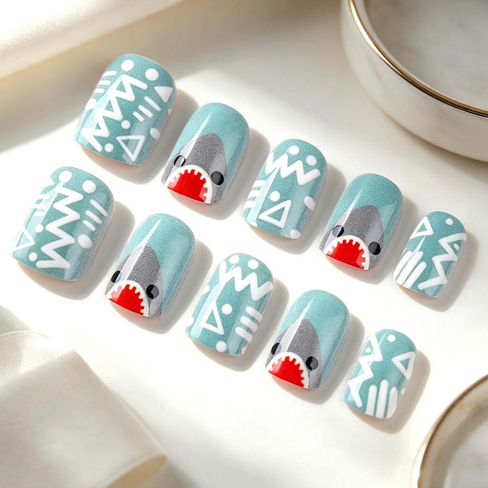 NBNTGH on-hand lifestyle photo showing polished short square look for events