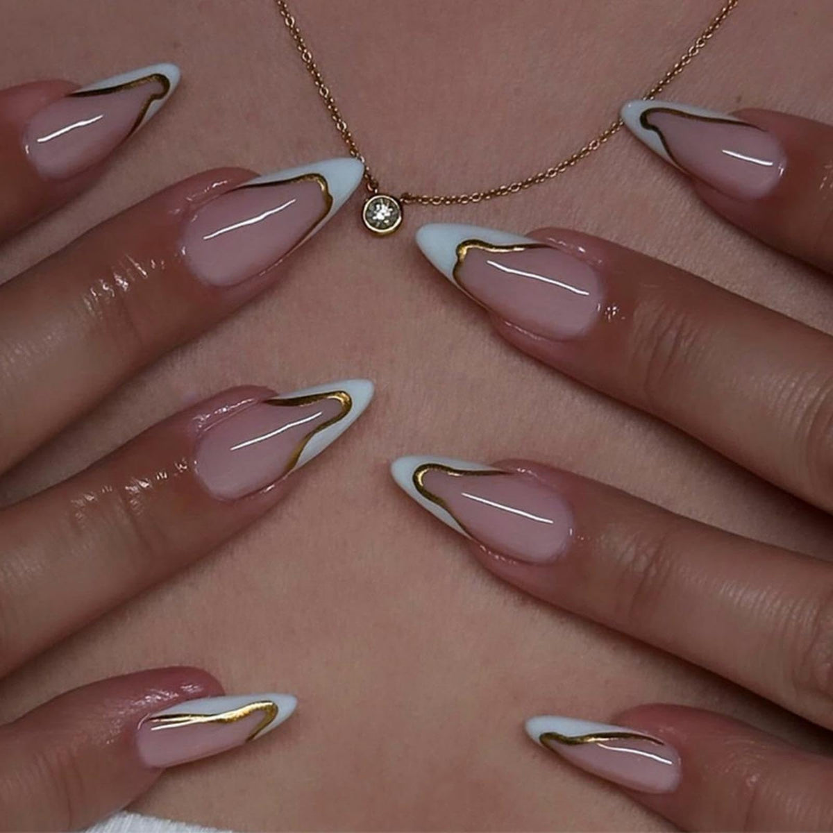 NBNTGH front packaging showing 24-piece French tip set and benefits
