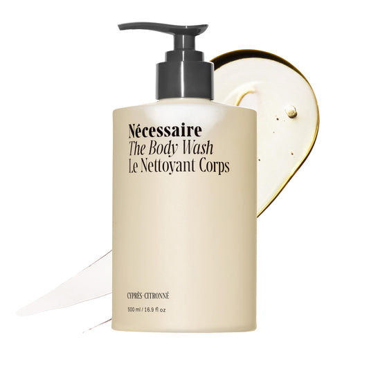 Nécessaire front bottle showing clean design and volume benefit