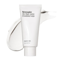 Nécessaire front pump bottle showing clean design and easy dispensing benefit