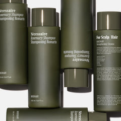 Nécessaire bottle pump dispensing shampoo for controlled application