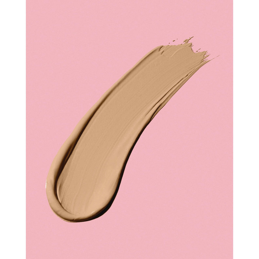 Neutrogena full face before and after example illustrating blemish concealment and radiance