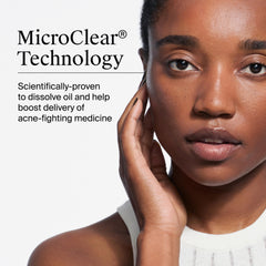 Neutrogena pad close-up showing textured surface for effective oil removal