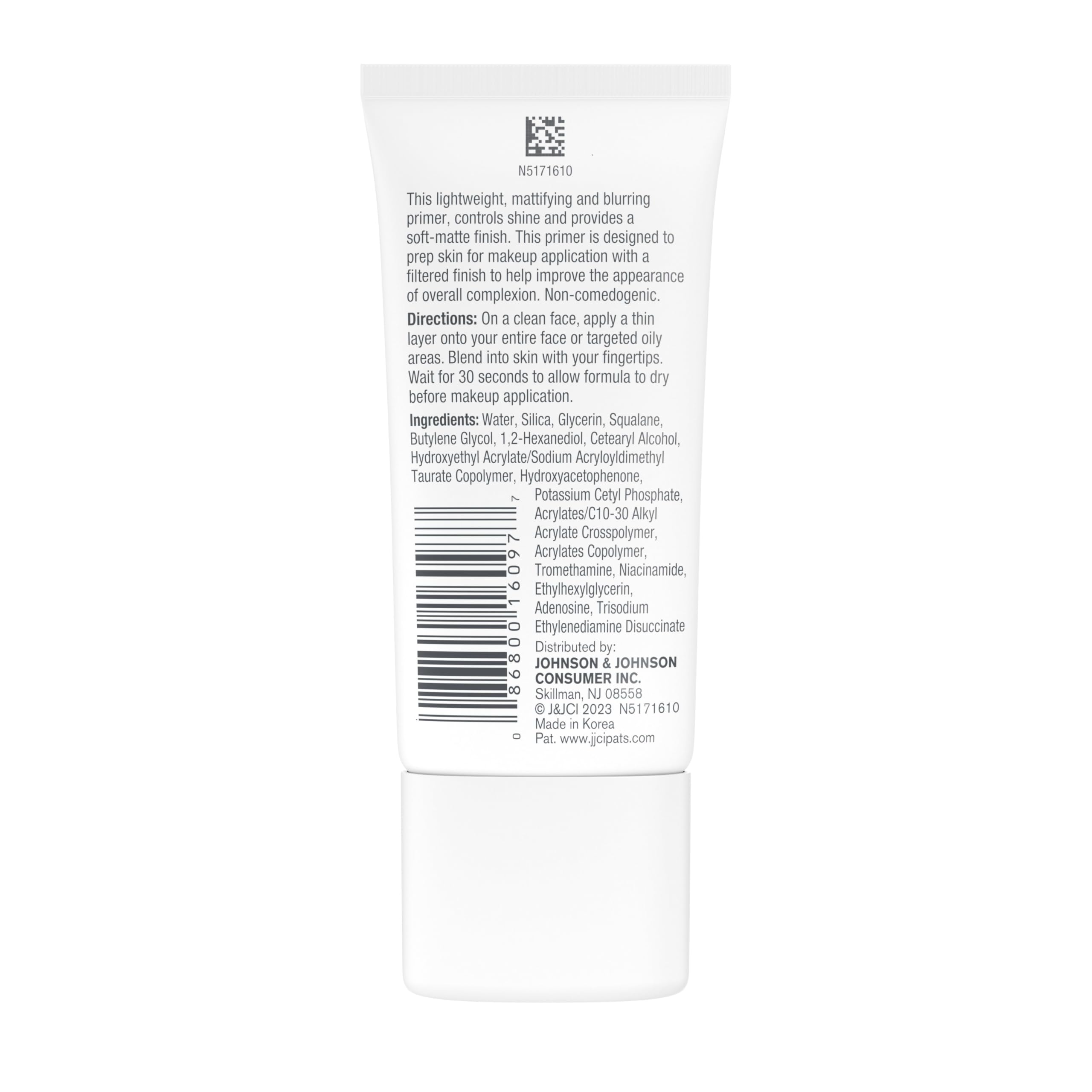Neutrogena product label and box showing ingredient callouts and recyclable packaging benefit