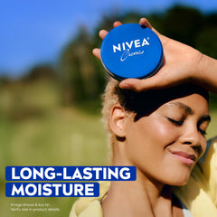 Close-up of NIVEA label highlighting Provitamin B5 and nourishing benefit