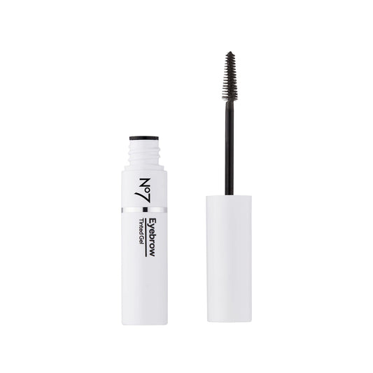 No7 curved applicator wand close-up showing full-coverage bristles for even coating
