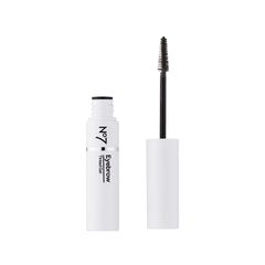 No7 curved applicator wand close-up showing full-coverage bristles for even coating