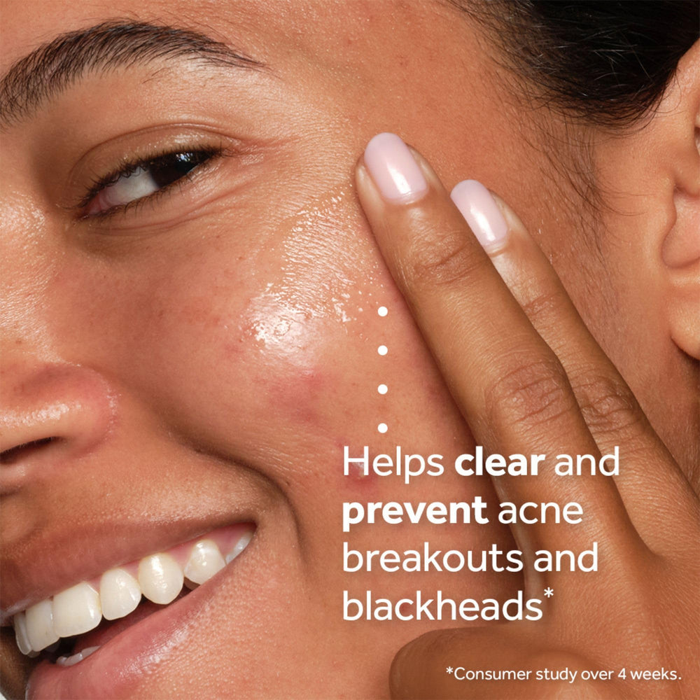No7 cleanser foam texture close-up illustrating gentle exfoliation benefit