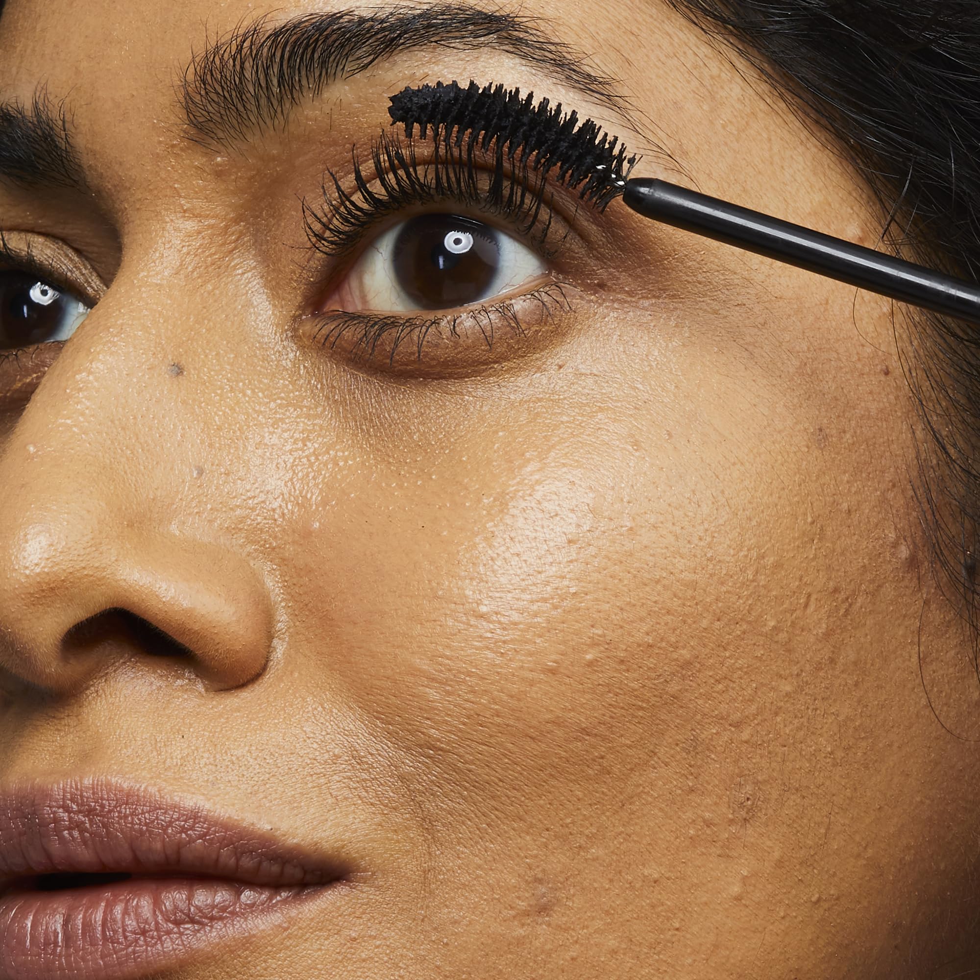 No7 black mascara texture swipe demonstrating smooth, clump-free formula for buildable volume