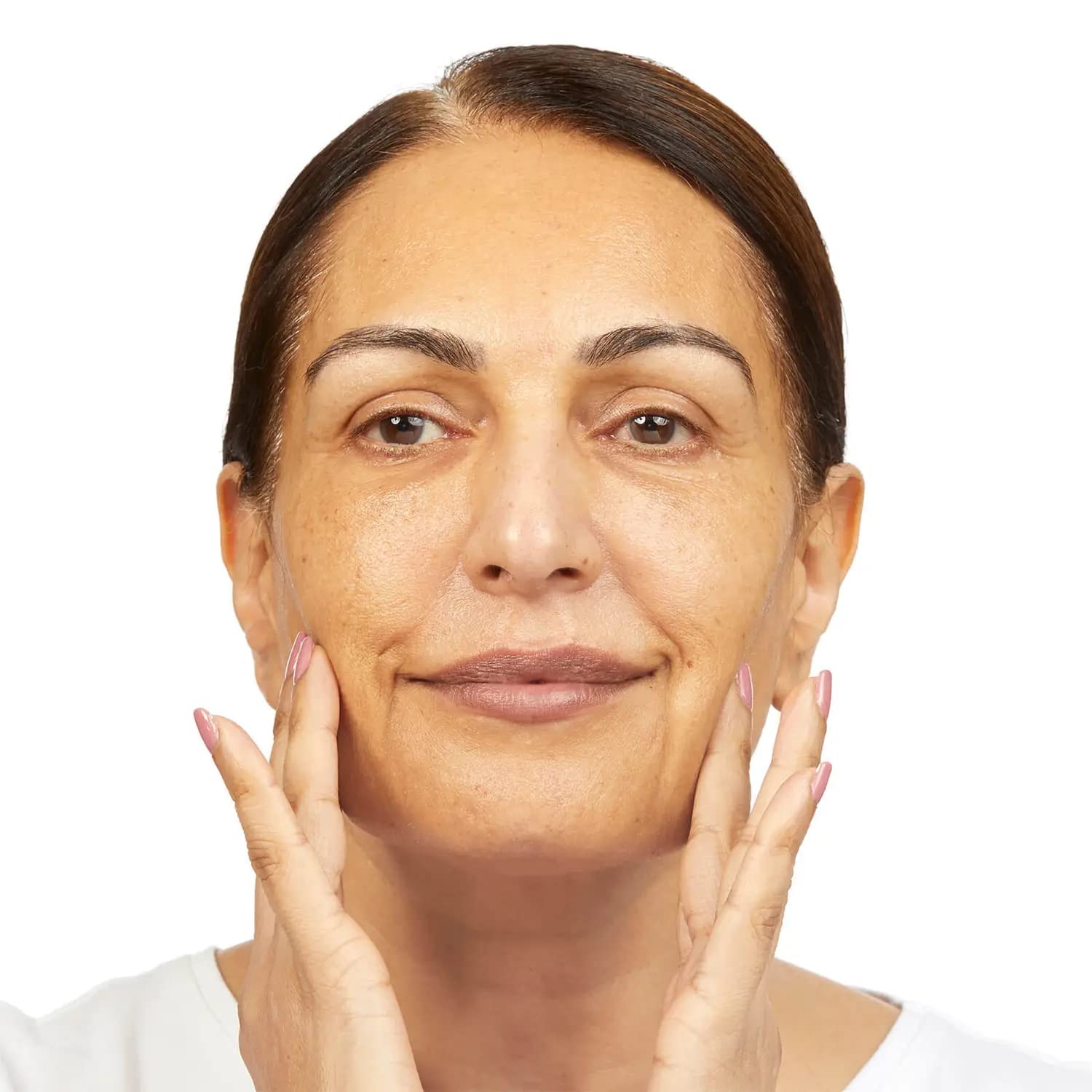 No7 in-hand massage application showing comfortable daily use