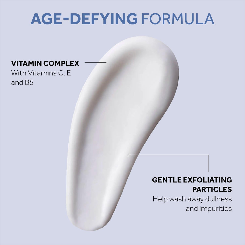 No7 product dispensed on hand illustrating amount needed and easy application