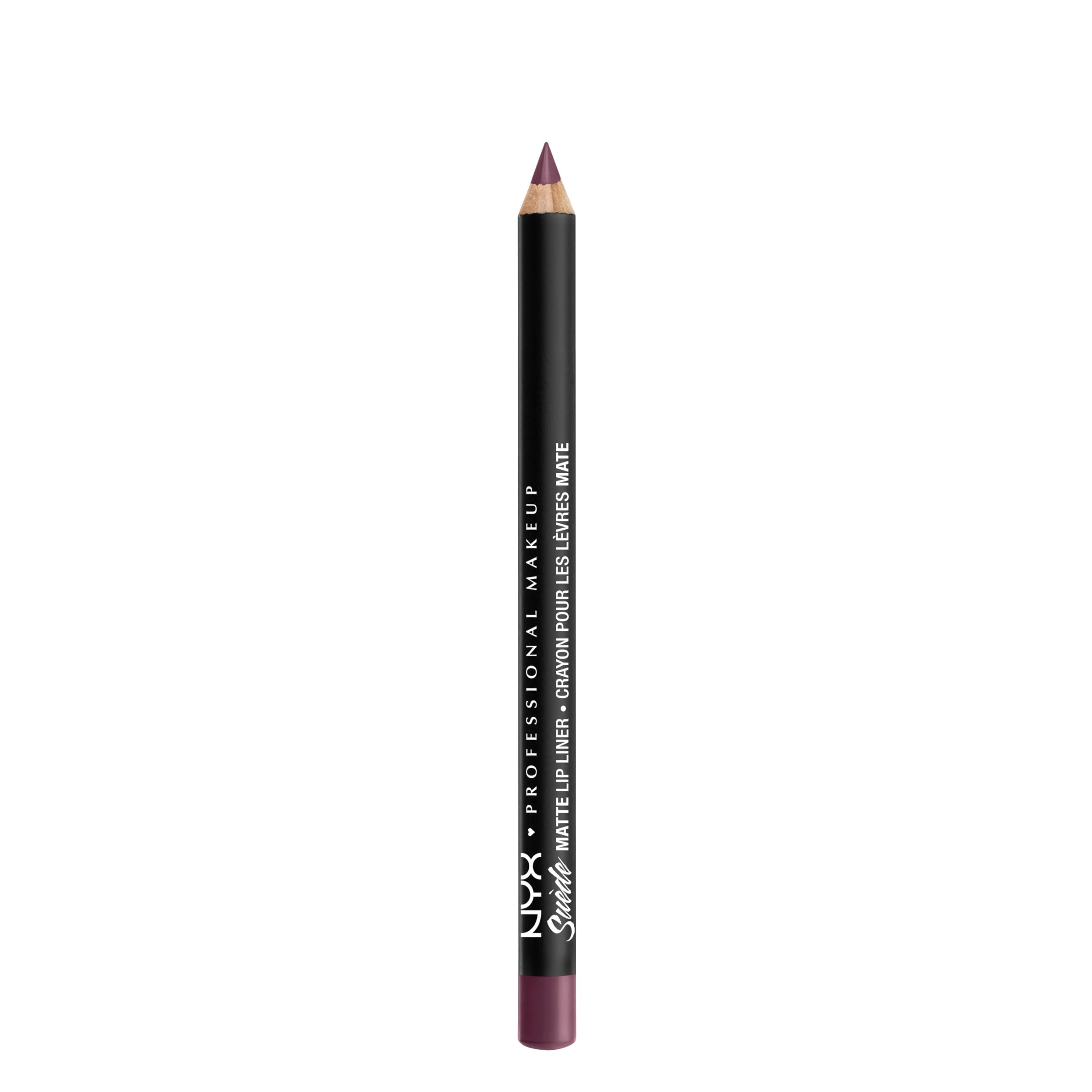 NYX PROFESSIONAL MAKEUP close-up of creamy tip texture, smooth application benefit