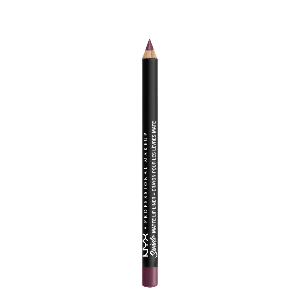NYX PROFESSIONAL MAKEUP close-up of creamy tip texture, smooth application benefit