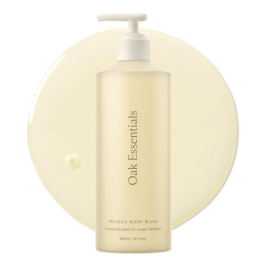 Oak Essentials front bottle showing label and volume, highlights hydrating benefits