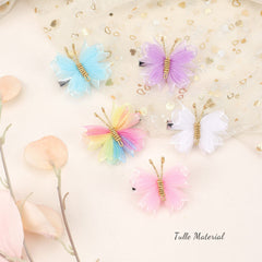 OAOLEER clips decorating a braid, adds whimsical costume detail