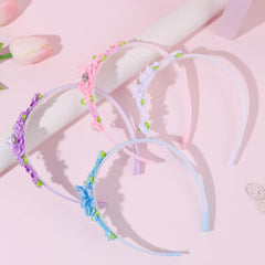 OAOLEER lifestyle image at a birthday party showing polished accessory effect