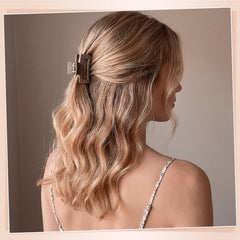 obeoby clips used in a half-up hairstyle demonstrating simple styling and comfort