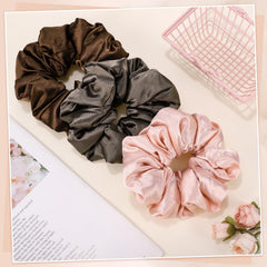 obeoby scrunchie worn on wrist as accessory, adds style and convenience