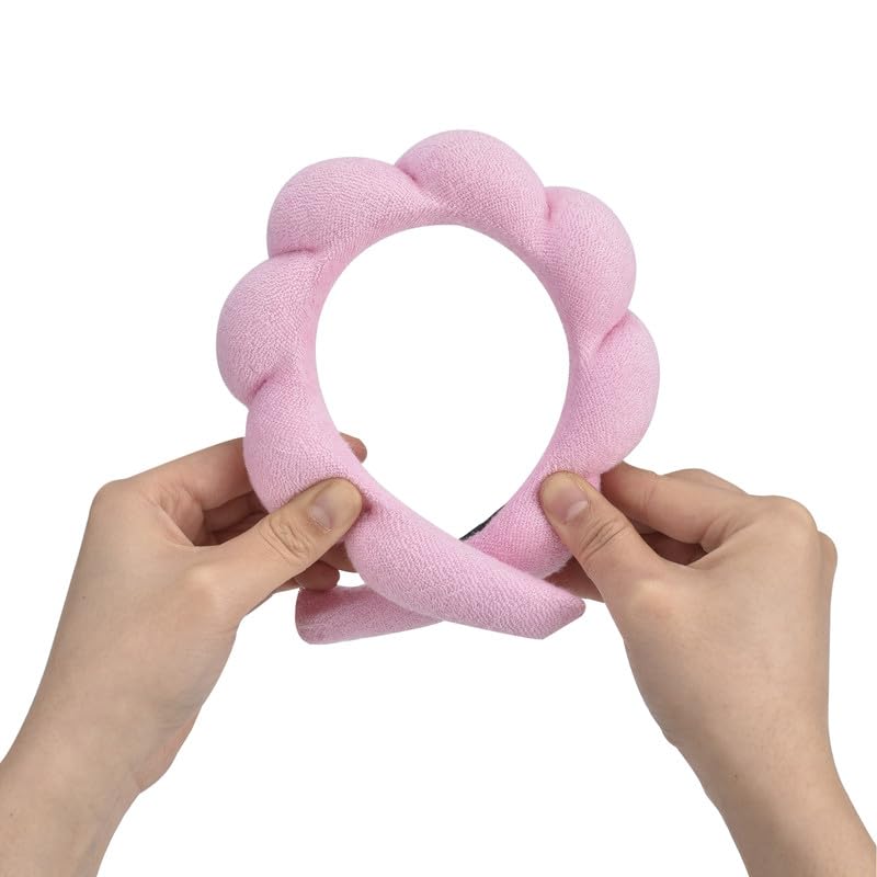 OCTAZI side elastic detail illustrating secure stretch and non-slip benefit