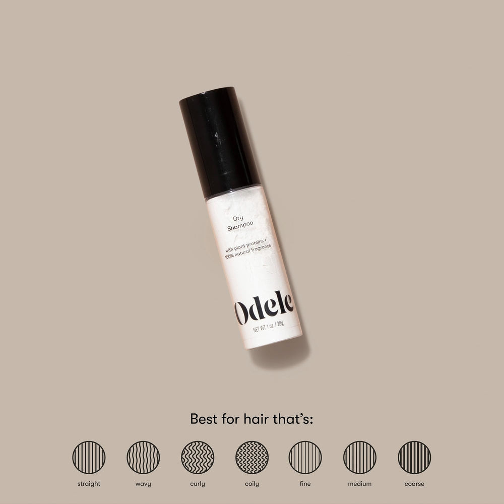 Close-up of Odele powder texture highlighting fine oil-absorbing starches