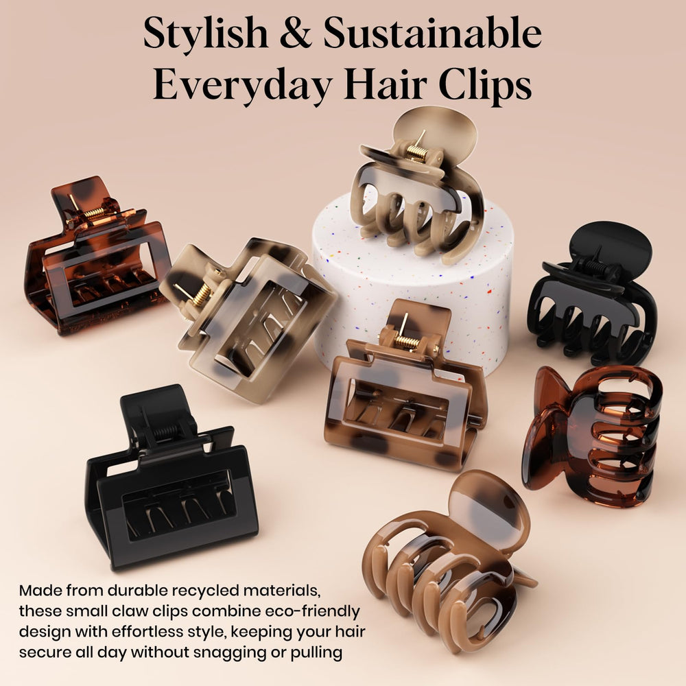 Oeusnael clips inside a travel pouch demonstrating convenience for travel