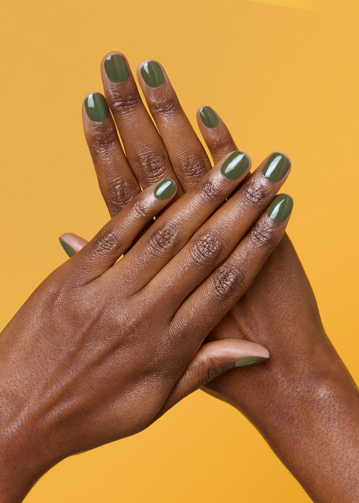 ohora close-up of gel strip texture highlighting smooth finish and durability