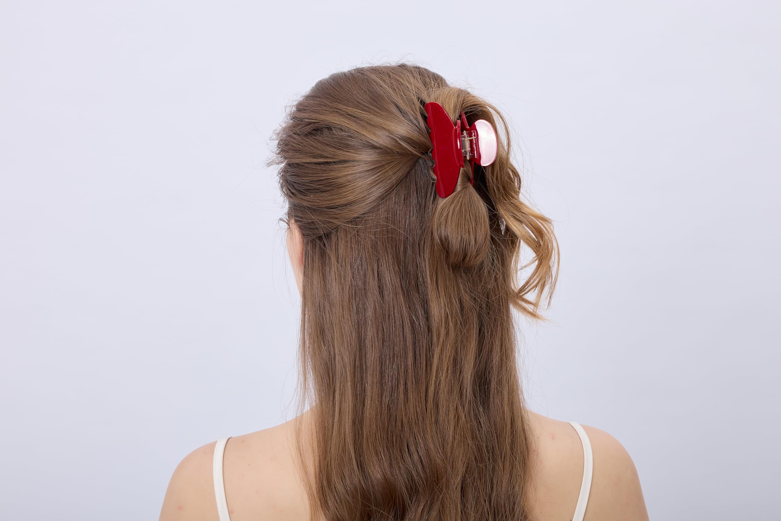 OideGuiing smooth edge close-up preventing hair snags and breakage