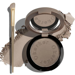 Okerker front palette open with mirror showing compact travel convenience