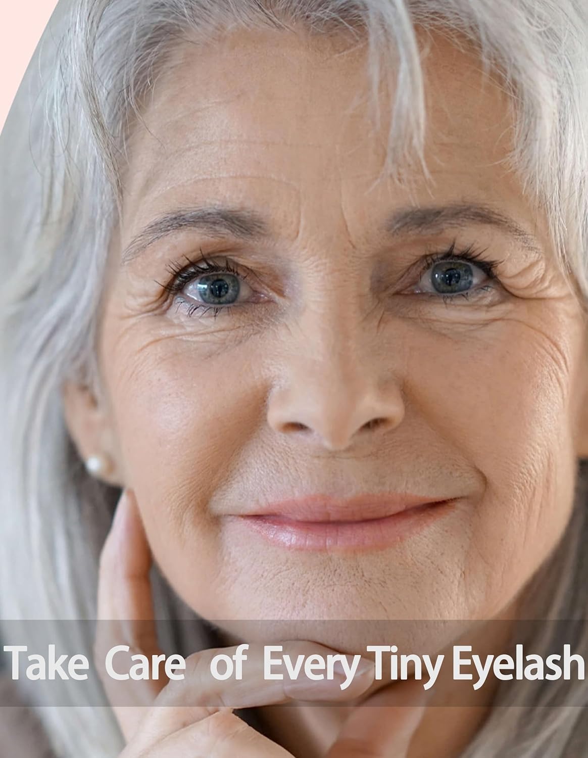 Okerker mascara bristles detail demonstrating separation and anti-clump benefit