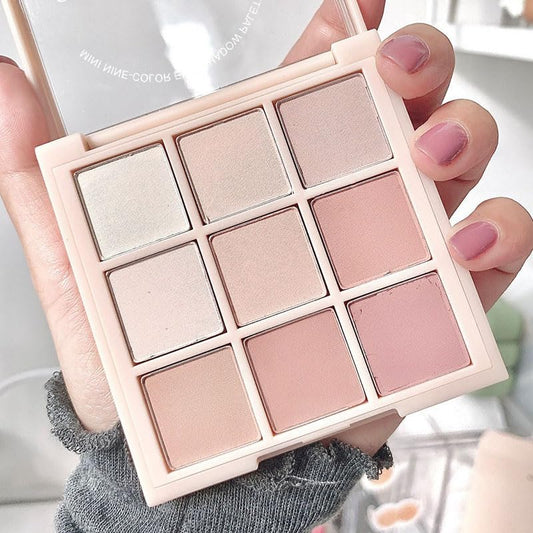 Okerker palette front packaging showing nine matte neutral shades for versatile looks