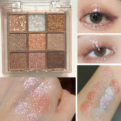 Okerker close-up of pans highlighting shimmer texture and intense pigmentation benefit