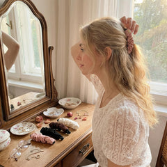 OKKRMGZ clip securing a half-up ponytail, keeps thin hair neatly styled