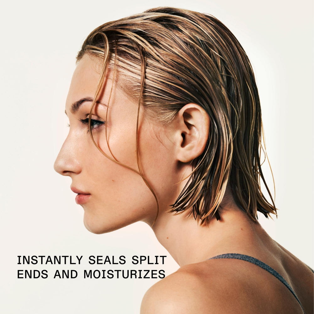 Olaplex Nº.5 gel-cream texture close-up demonstrating lightweight hydration benefit