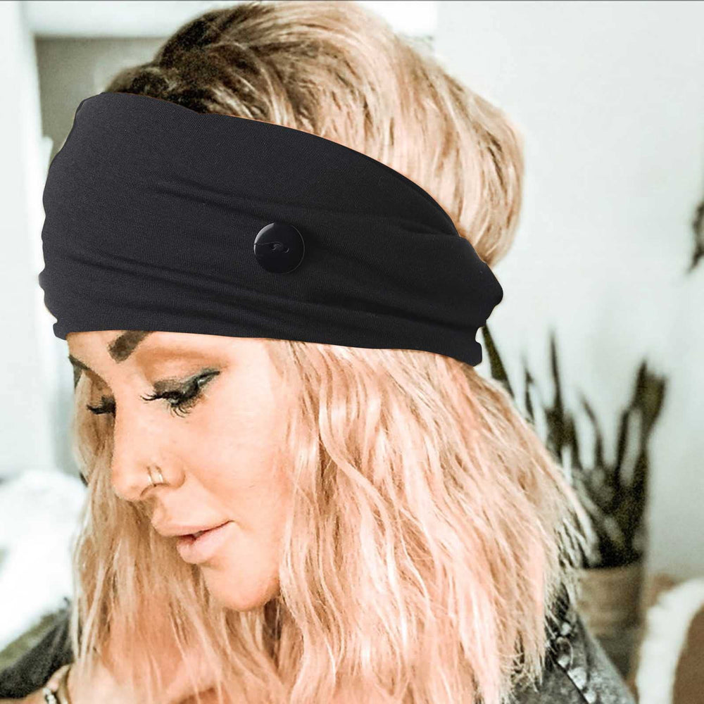 Olbye leopard headband styled with beach outfit, adds fashionable flair