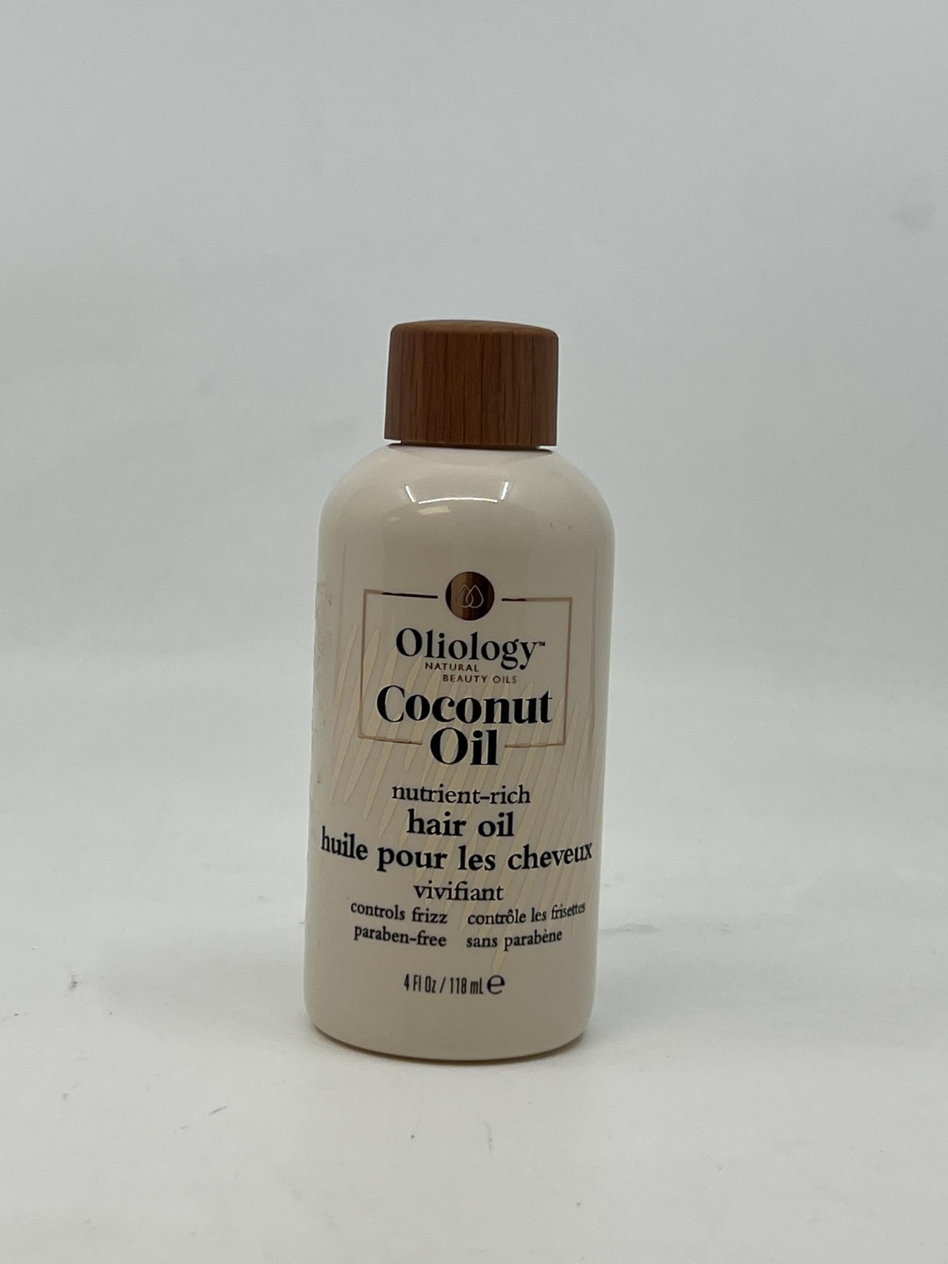 before and after ends using Oliology oil to reduce split end appearance
