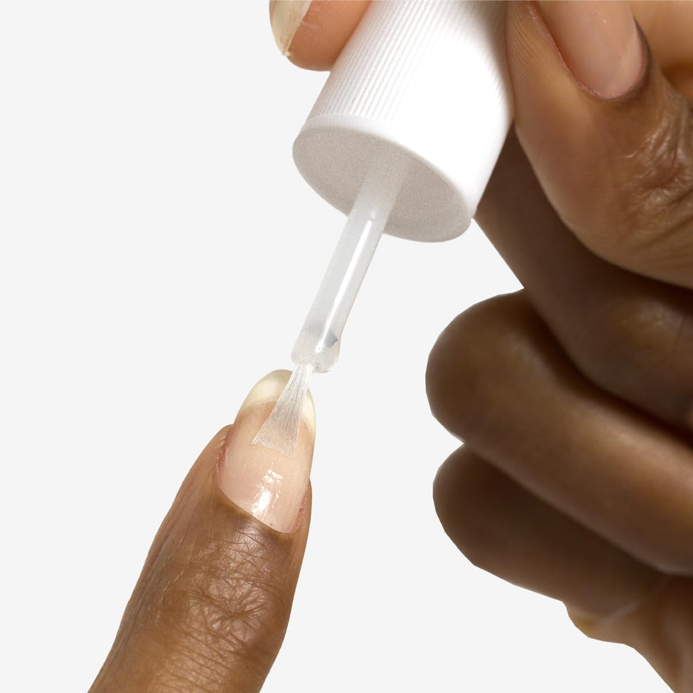 Olive & June glue texture close-up highlighting smooth even coverage
