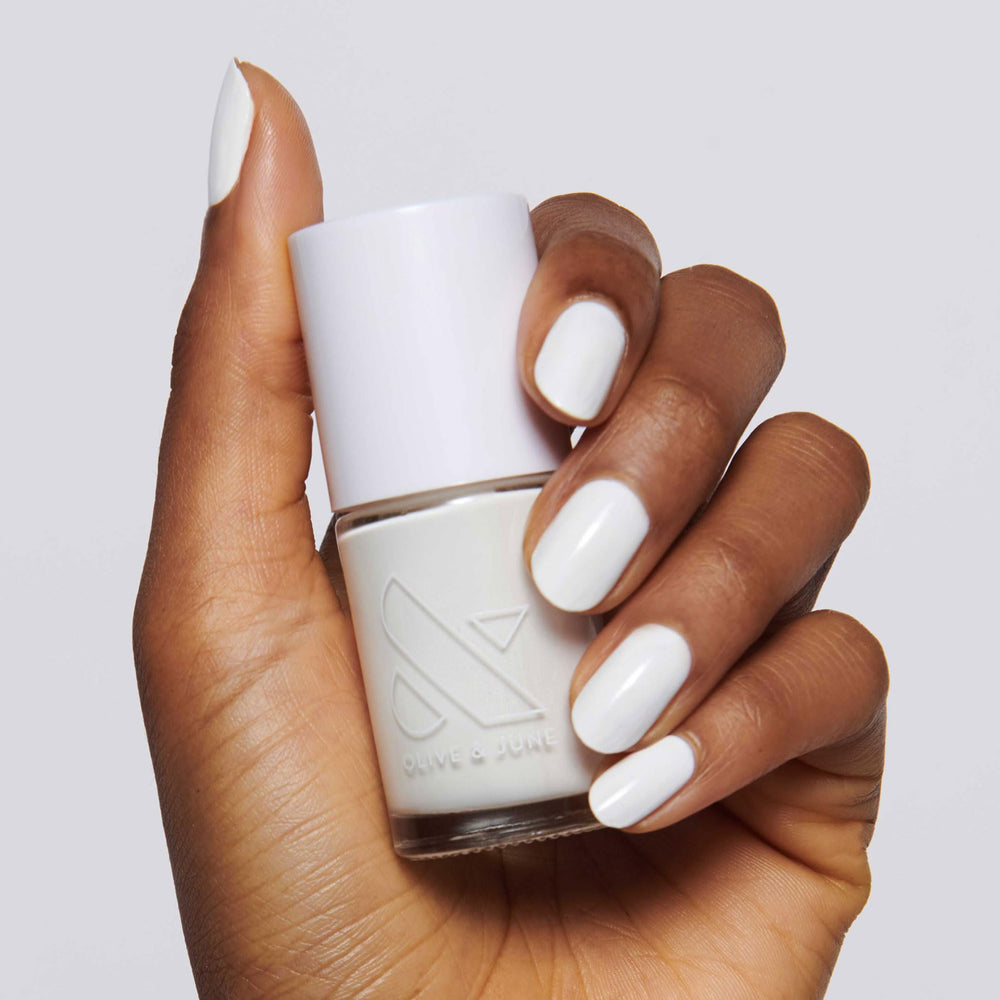 Olive & June HD Crisp White front packaging shows product and shade clearly