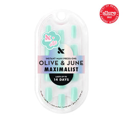 Olive & June 42 nails arrayed to show 21 inclusive sizes and fit